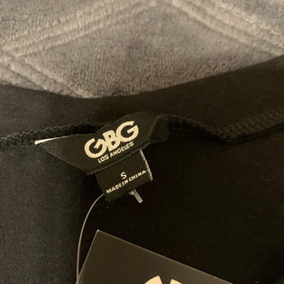 Top - Picture 4 of 6